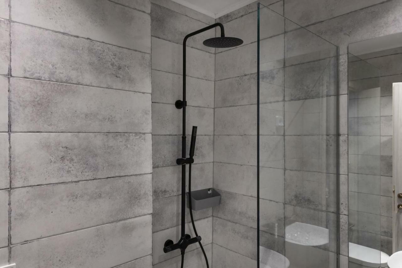 Superb Industrial Style Lodge Heart Of Афины Экстерьер фото